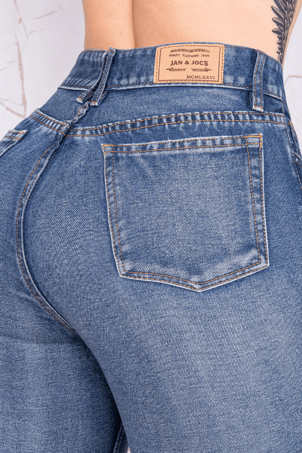 JEANS MON FIT 1 BOTON TIRO ALTO REF-7366