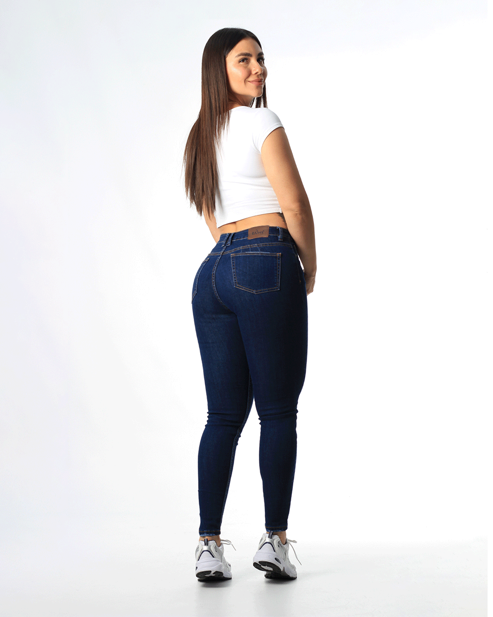 JEANS CLÁSICO SKINNY AZUL OSCURO 1 BOTON TIRO ALTO REF-7367