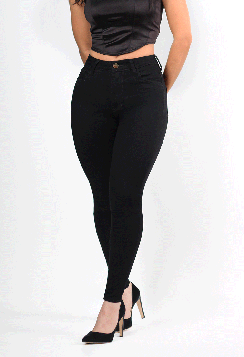 JEANS CLÁSICO SKINNY NEGRO 1 BOTON TIRO ALTO REF-7370