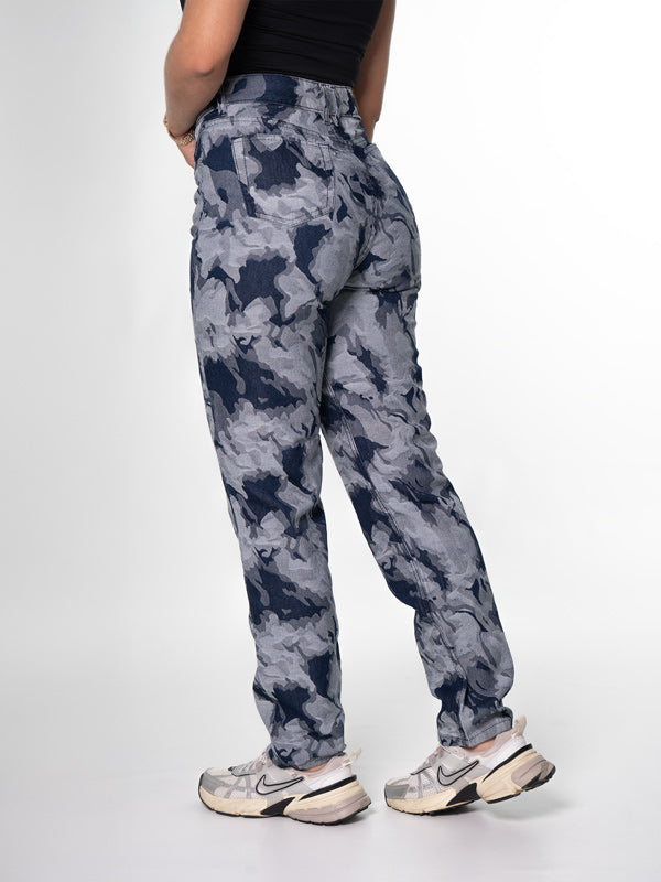 JEAN CARGO CAMUFLADO 1 BOTON TIRO ALTO REF - 7391