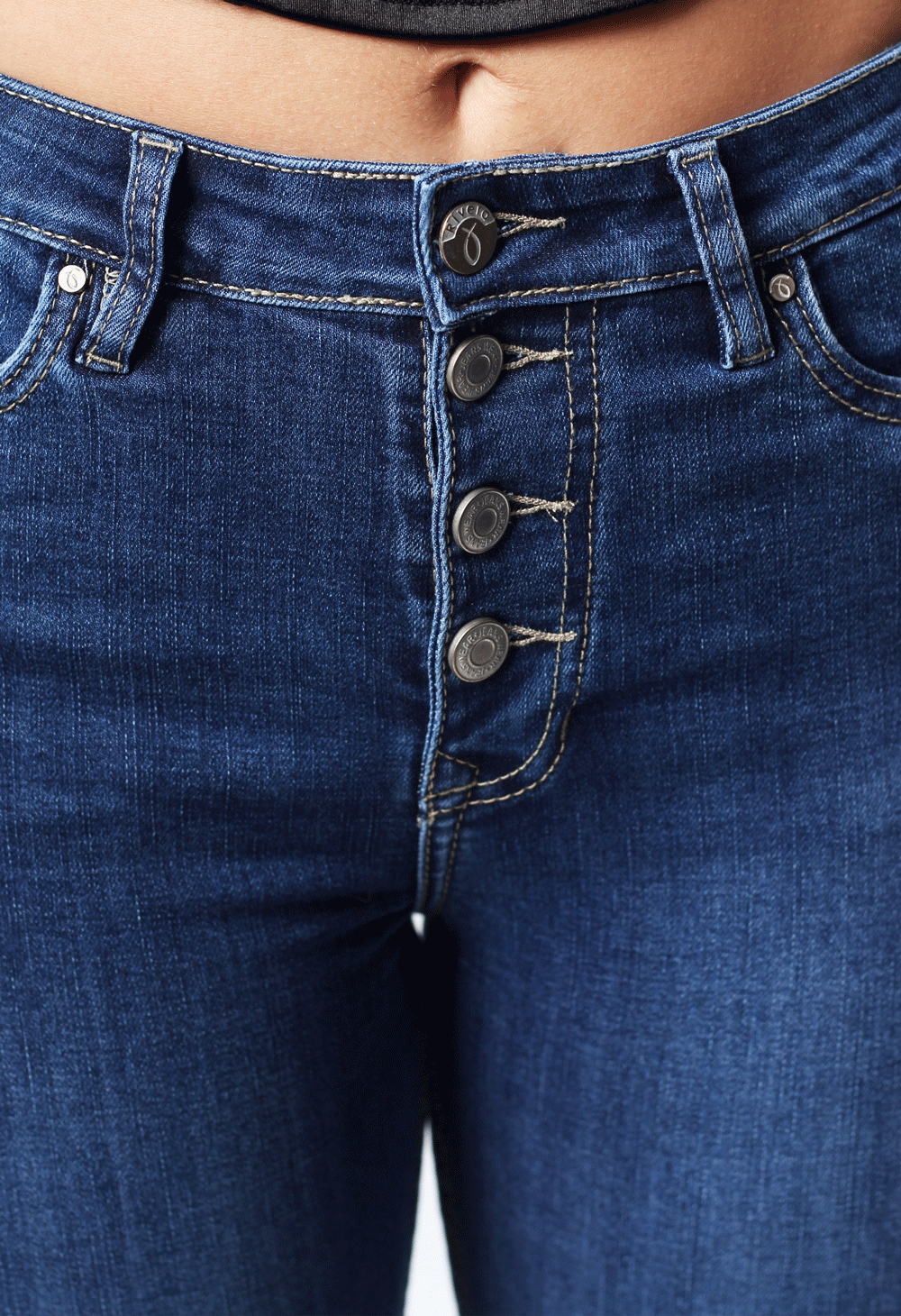 JEANS CLÁSICO SKINNY AZUL OSCURO 4 BOTONES TIRO ALTO REF-7451