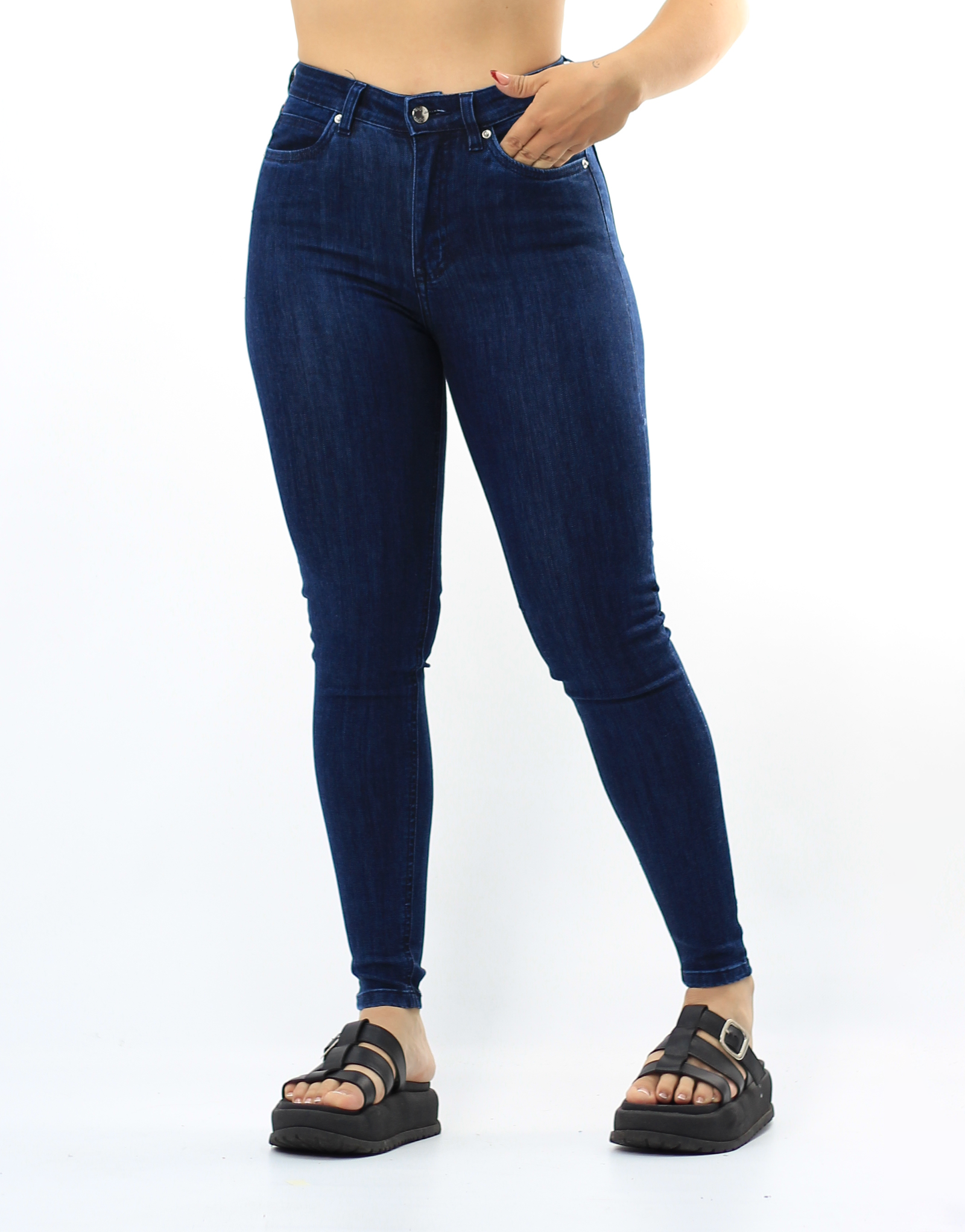 JEANS CLASICO 1 BOTON TIRO ALTO REF-7427