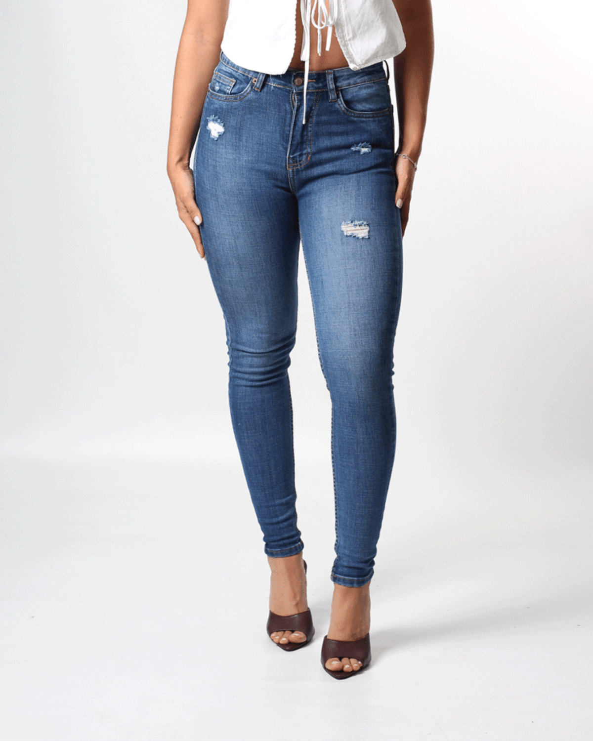JEANS CLASICO SKINNY AZUL CLARO 1 BOTON TIRO ALTO REF-7430