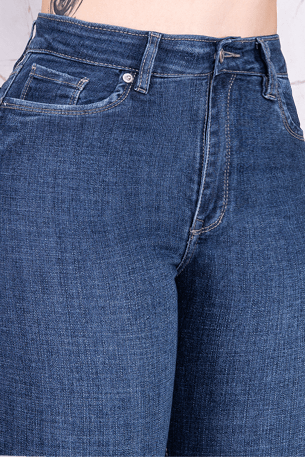 JEANS CLASICO TONO MEDIO OSCURO 1 BOTON TIRO ALTO REF-7363