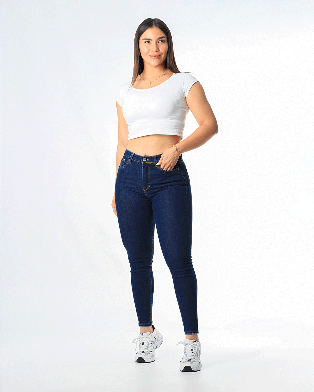 JEANS CLÁSICO SKINNY AZUL OSCURO 1 BOTON TIRO ALTO REF-7367