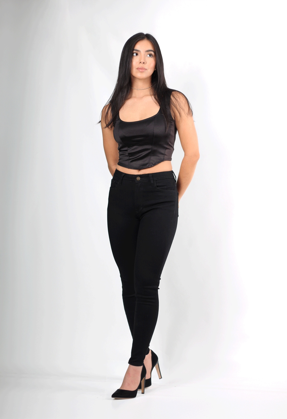 JEANS CLASICO SKINNY NEGRO 1 BOTON TIRO ALTO REF-7370