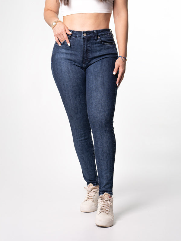 JEANS CLASICO TONO OSCURO 1 BOTON TIRO ALTO REF-7390