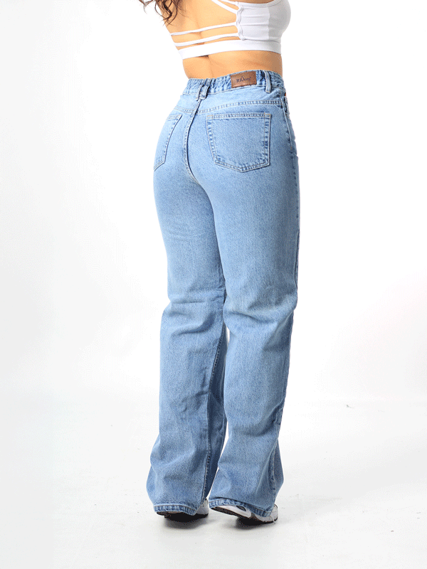 JEANS WIDE LEG TONO CLARO 1 BOTON TIRO ALTO REF-7398