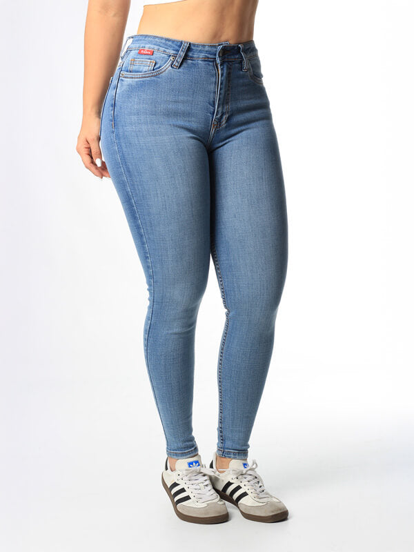 JEAN CLASICO CLARO 1 BOTON TIRO ALTO REF 7418