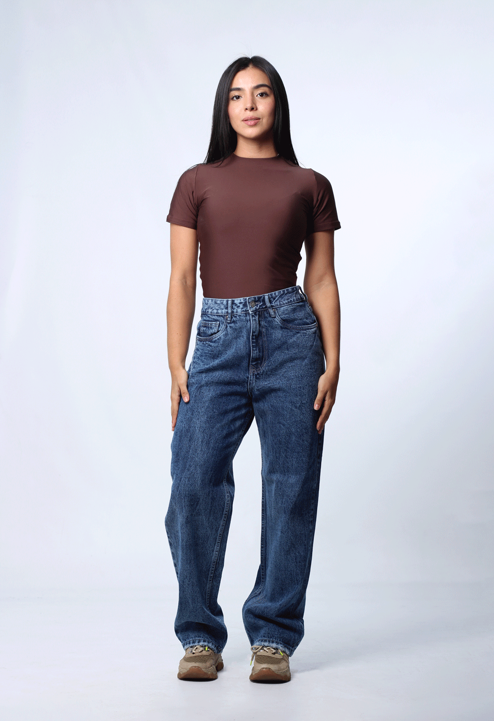 JEAN WIDE LEG TONO MEDIO OSCURO 1 BOTON TIRO ALTO REF 7446