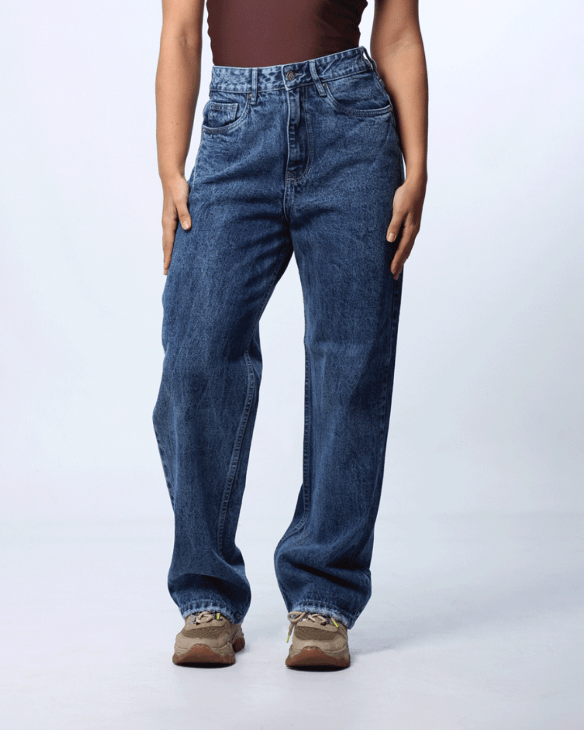 JEAN WIDE LEG TONO MEDIO OSCURO 1 BOTON TIRO ALTO REF 7446