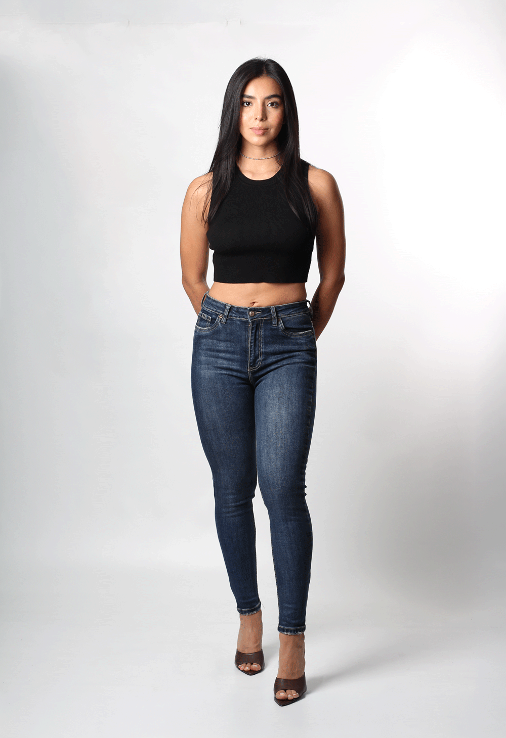 JEAN CLASICO SKINNY TONO MEDIO 1 BOTON TIRO ALTO REF-7422