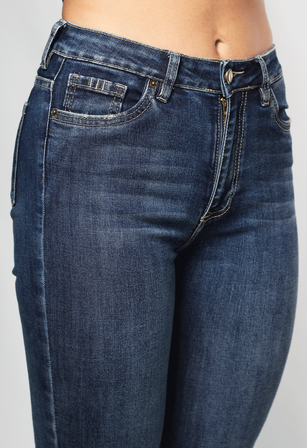 JEAN CLÁSICO SKINNY TONO MEDIO 1 BOTON TIRO ALTO REF-7422