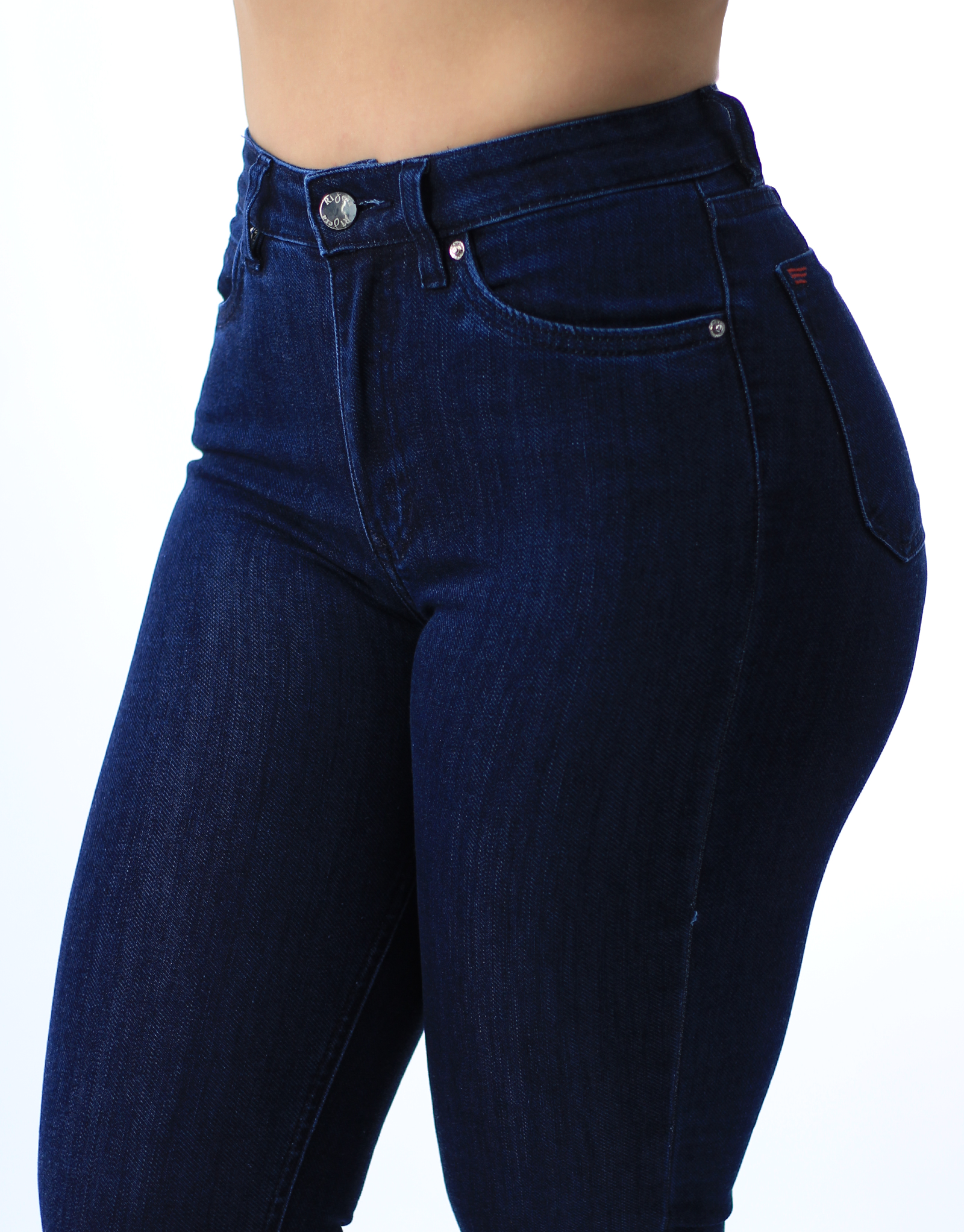JEANS CLASICO 1 BOTON TIRO ALTO REF-7427