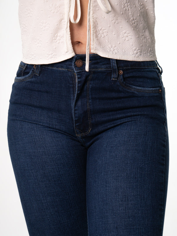 JEANS ACAMPANADO  1 BOTON TIRO ALTO REF-7877