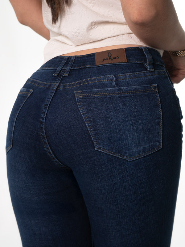 JEANS ACAMPANADO  1 BOTON TIRO ALTO REF-7877